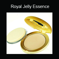 Royal Jelly Essence Compact Foundation SPF 28